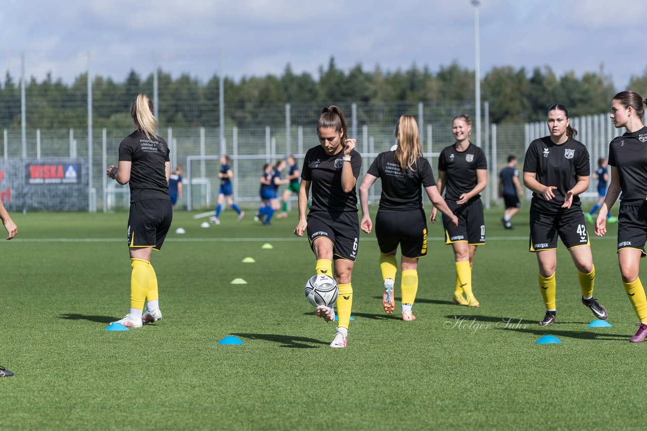 Bild 66 - Saisonstart Oberliga